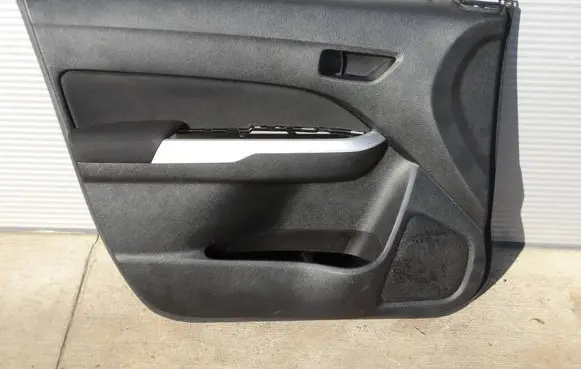 Suzuki Vitara (LY) Sliding door card 