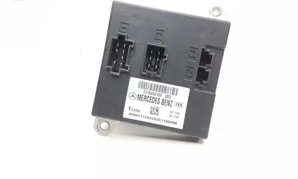 Mercedes-Benz E W211 Comfort/convenience module 2115452132