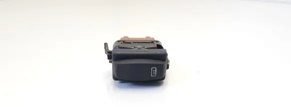 Nissan Primastar Windscreen/window heater switch 26488
