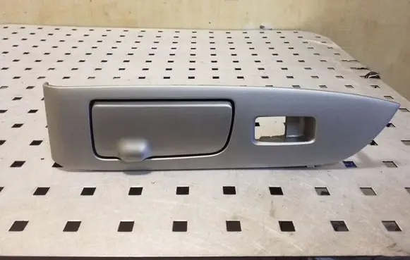 Lexus RX 330 - 350 - 400H Rear door window switch trim 7428048120