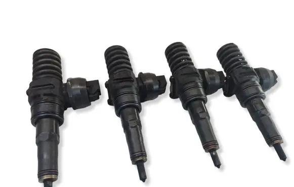 Volkswagen PASSAT B6 Fuel injector 038130073BQ