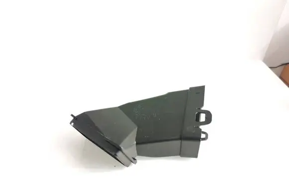 BMW X4 G02 Cabin air duct channel 7411519