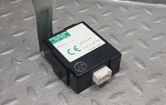 Toyota Previa (XR30, XR40) II Door central lock control unit/module 8974128131