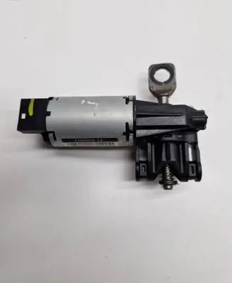 BMW X1 F48 F49 Seat adjustment motor 11650753