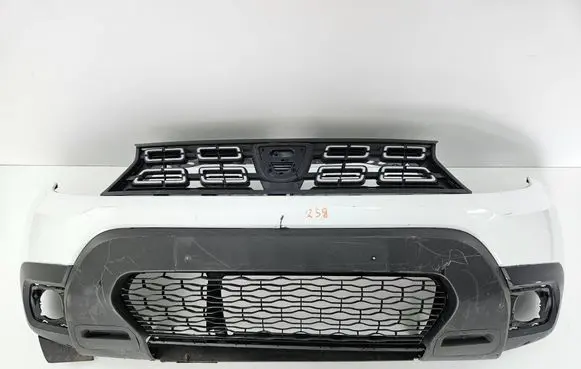 Dacia Duster II Front bumper 620221776R