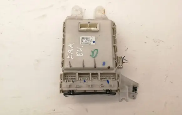 Toyota Auris 150 Fuse box set