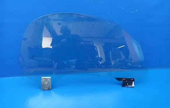 BMW Z4 E85 E86 Front door window/glass (coupe) E000249 43R000262
