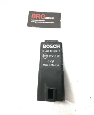 Volvo V50 Glow plug pre-heat relay 0281003037 22642345