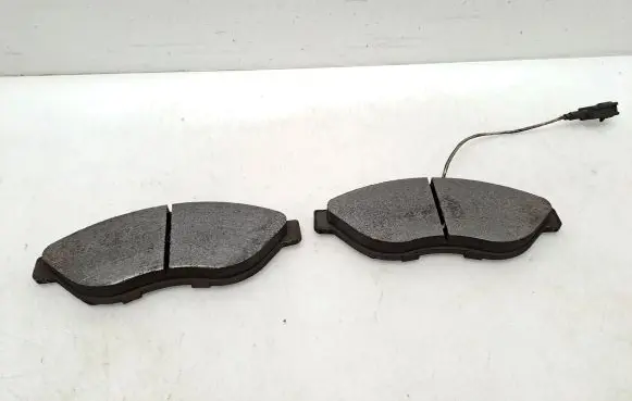 Peugeot Boxer Brake pads (front) 