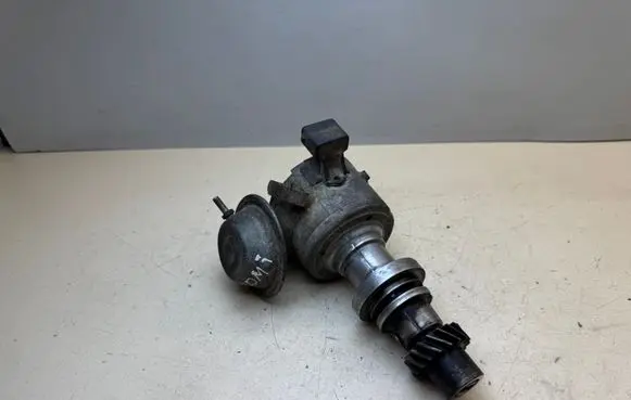 Audi 80 90 S2 B4 Spark distributor 0237020083 026905205G