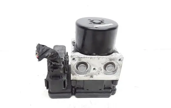 Volvo V70 ABS Pump 31329139 P31329139