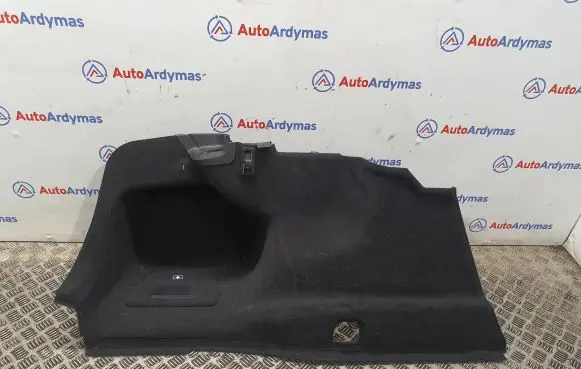 Trunk/boot lower side trim panel