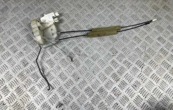 Subaru Outback Front door lock