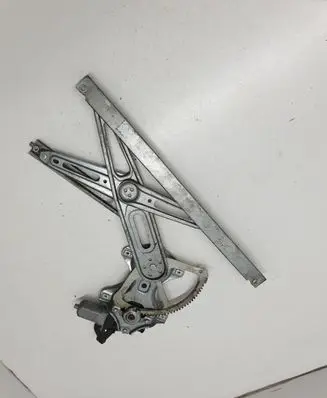 Toyota Auris 150 Front door window regulator with motor 857200D120 973581100