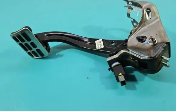 KIA Sportage Pedal assembly 32800-D9150 IMPRK1401870