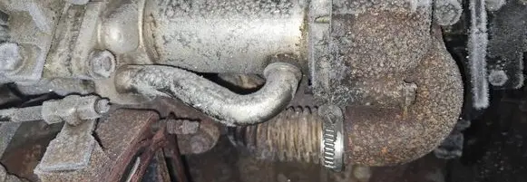 Renault Clio III EGR valve cooler 