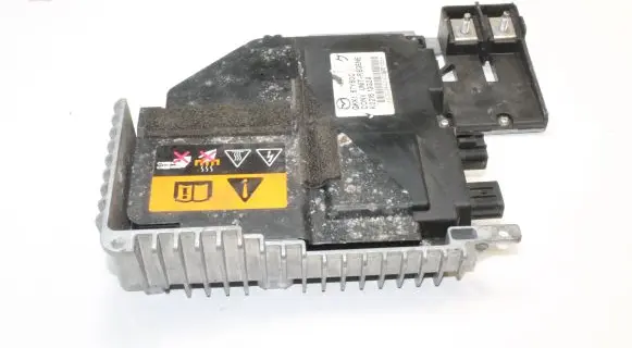 Mazda 6 Voltage converter/converter module GKK167Y60C