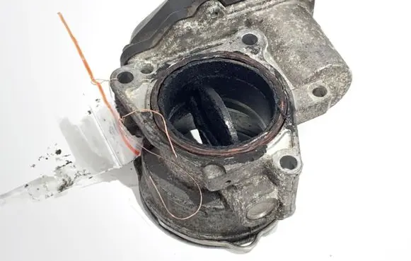 Volkswagen Golf Plus Engine shut-off valve 03G128063G