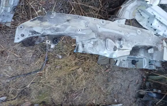 Audi A6 S6 C7 4G Fender mounting bracket 