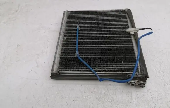 Toyota Corolla Verso AR10 Air conditioning (A/C) radiator (interior) 