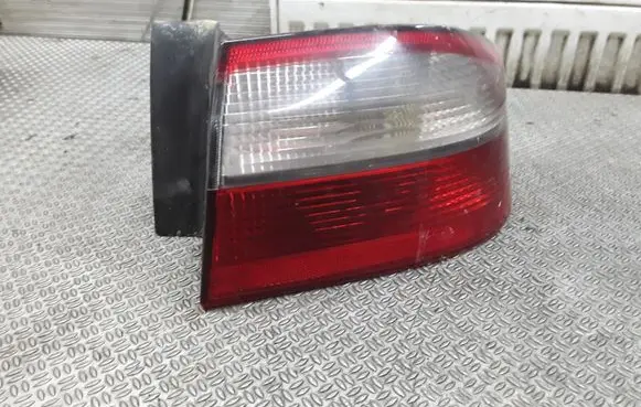 Renault Laguna II Rear/tail lights 8200002474