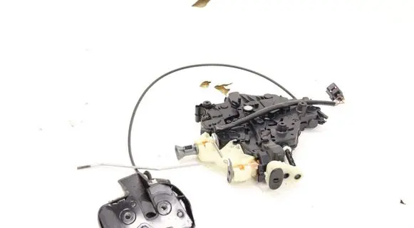 Volkswagen Caddy Rear door lock 2K0843653BE5785483