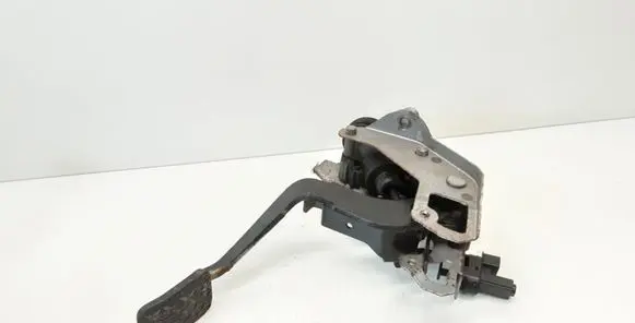 Clutch pedal