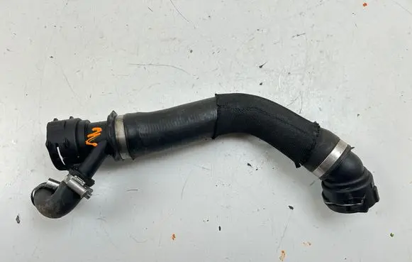 BMW 5 E60 E61 Engine coolant pipe/hose 7789742