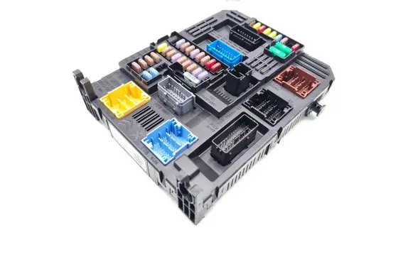 Opel Corsa F Fuse module 9845141280 28751768