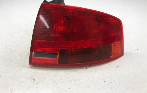 Audi A4 S4 B7 8E 8H Rear/tail lights 8E5945096 965084
