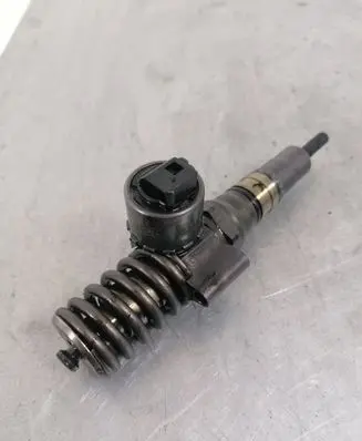 Audi A3 S3 A3 Sportback 8P Fuel injector 03G130073G