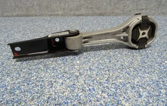 Volkswagen Up Engine mount bracket 1S0199851