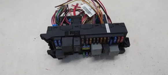 Mercedes-Benz E W211 SAM control unit A2115454301 2115454301