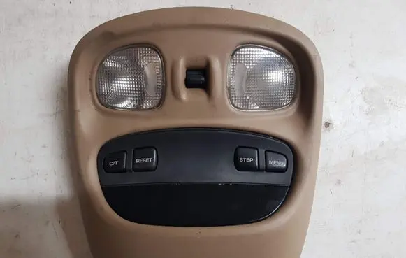 Jeep Grand Cherokee (WJ) Front seat light 4425717 450505