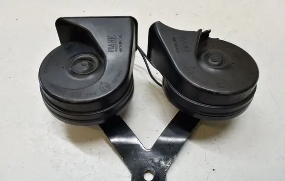 Ford F150 Horn signal FL3T13A803AD