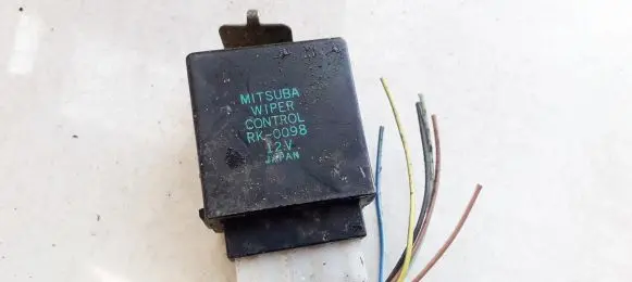 Subaru Legacy Window wiper relay rk0098 rk-0098