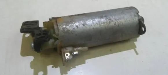 Audi A8 S8 D3 4E Seat adjustment motor 0130002532 198397-104