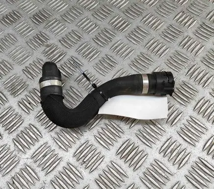 Engine coolant pipe/hose
