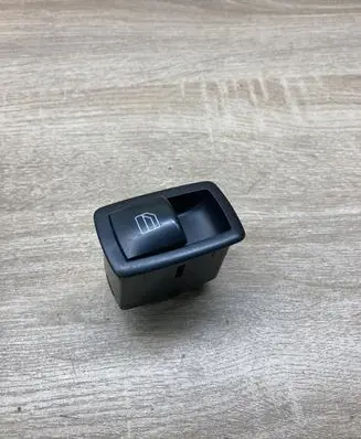Mercedes-Benz R W251 Electric window control switch A2518200510 03128150