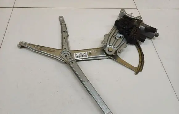 Opel Zafira B Sliding door window regulator with motor