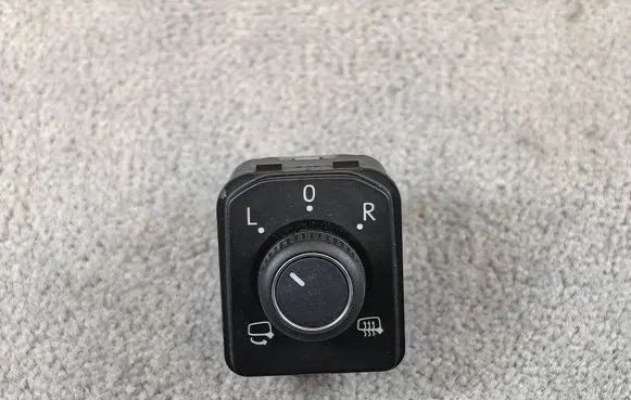 Volkswagen PASSAT B8 Wing mirror switch 3G0959565C