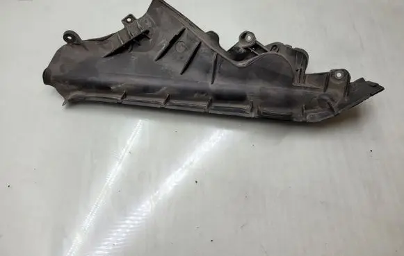 BMW X5 E70 Other engine bay part 7169419
