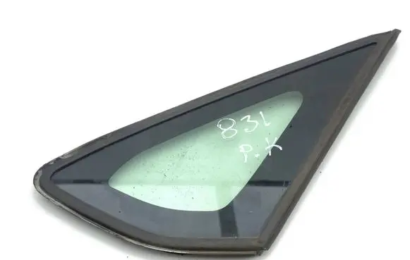 Toyota Prius (XW20) Front door vent window glass four-door 