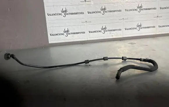 Mercedes-Benz GLC X253 C253 Vacuum line/pipe/hose A2135017900