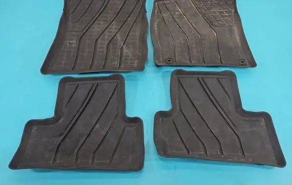 Opel Astra L Front floor mat IMPRK1513214