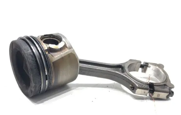 KIA Optima Piston with connecting rod D4FD