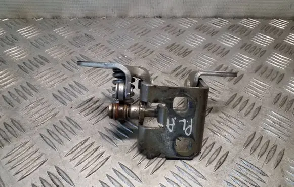 Jeep Patriot Front door lower hinge 713AHL