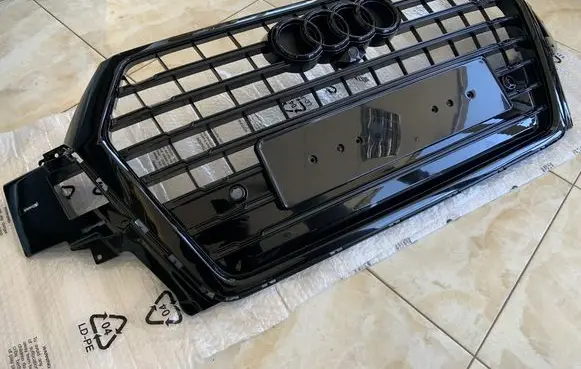 Audi SQ7 Front bumper upper radiator grill 4M0853651L 4M0853651B 4M0853651C