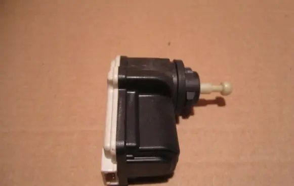 Ford Transit Headlight level adjustment motor YC1X13198AA