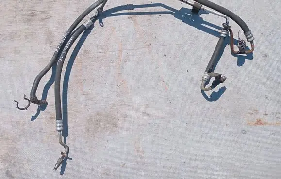 Dacia Sandero Power steering hose/pipe/line 